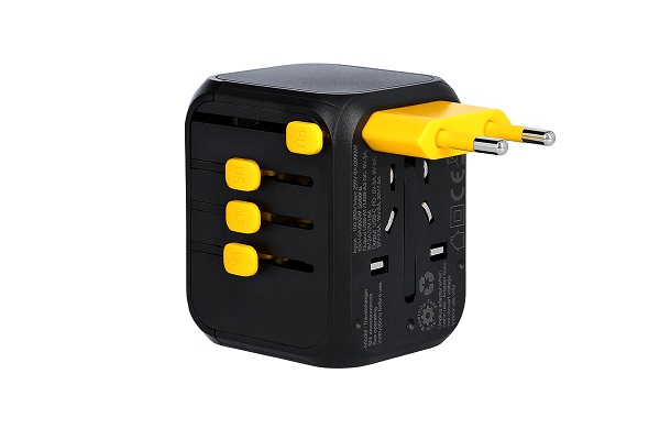 Waka Waka World Travelcharger 1 Waka Waka World Travelcharger - 400x400